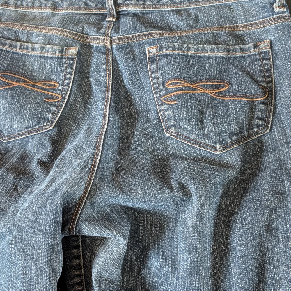 Style&Co. Women's Medium Wash Blue‎ Denim Jeans Stretch 5-Pocket Design